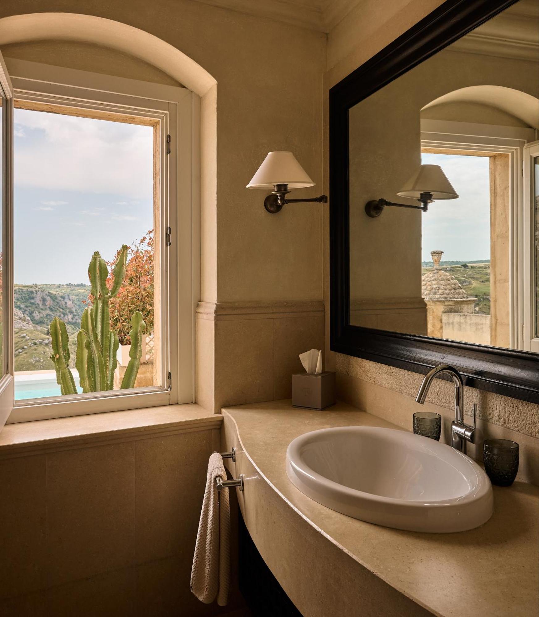 Suite Private Pool,1689826671:JPEG